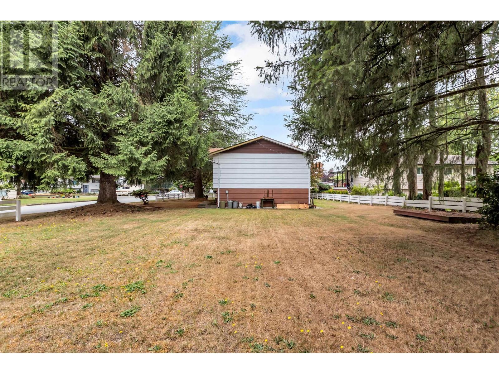 21099 Berry Avenue, Maple Ridge, British Columbia  V2X 7V3 - Photo 24 - R2806097