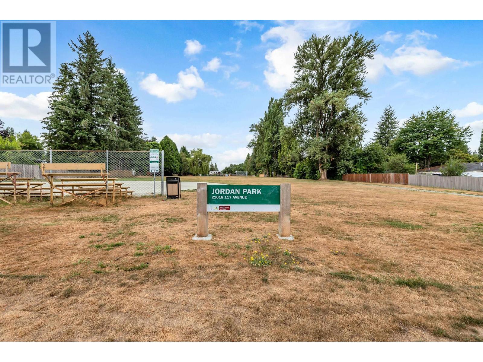 21099 Berry Avenue, Maple Ridge, British Columbia  V2X 7V3 - Photo 30 - R2806097