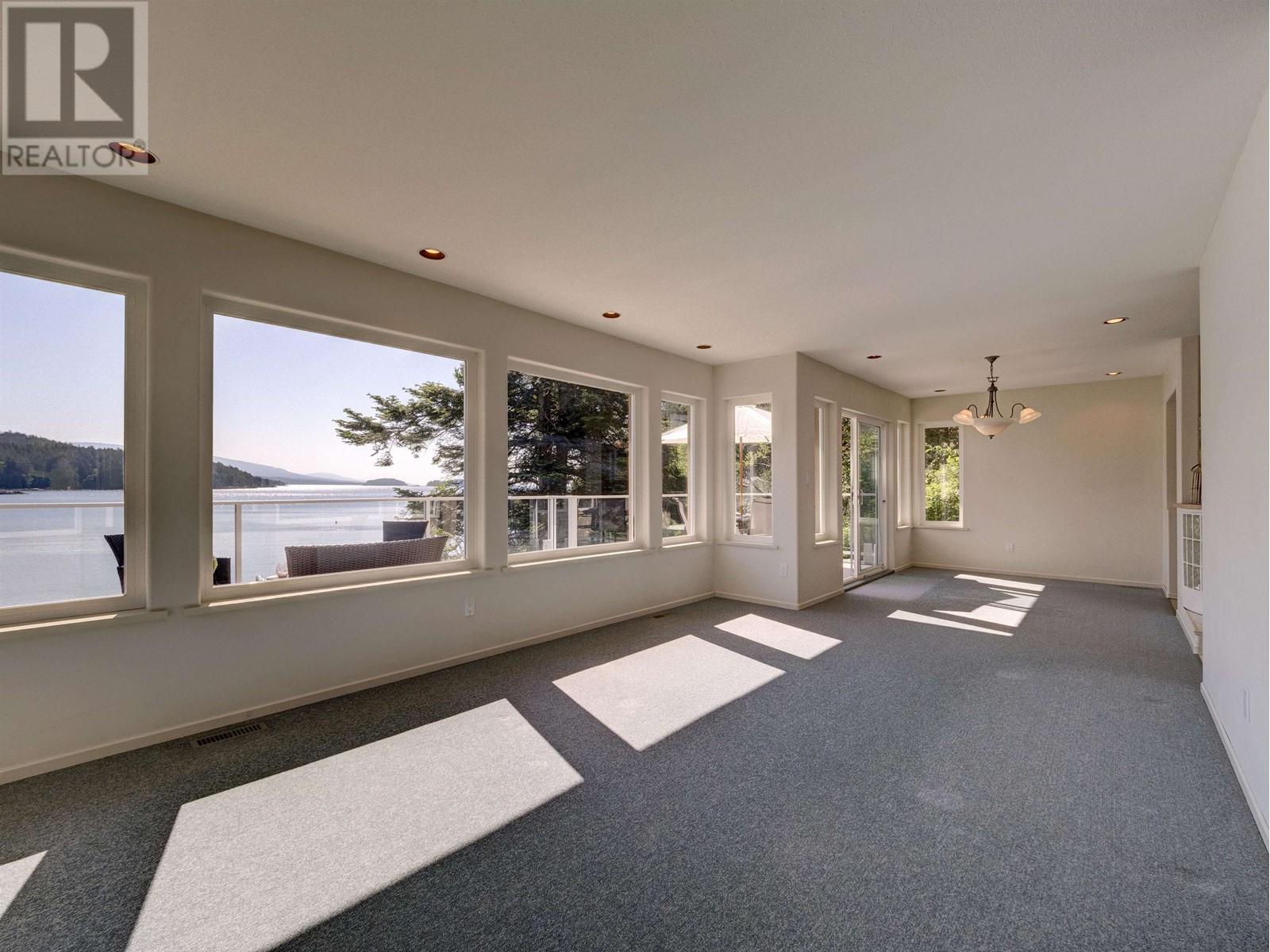 7659 Redrooffs Road, Halfmoon Bay, British Columbia  V0N 1Y1 - Photo 11 - R2806102