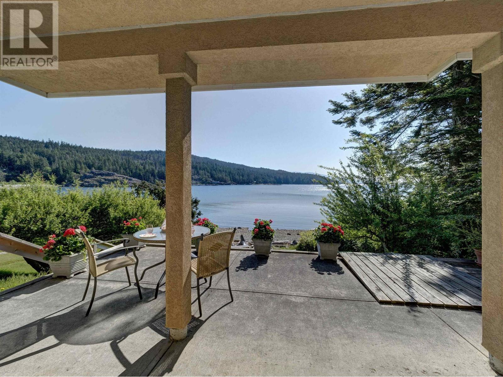 7659 Redrooffs Road, Halfmoon Bay, British Columbia  V0N 1Y1 - Photo 24 - R2806102