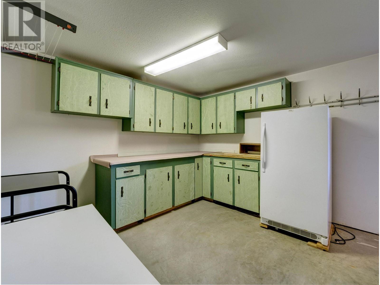 7659 Redrooffs Road, Halfmoon Bay, British Columbia  V0N 1Y1 - Photo 27 - R2806102
