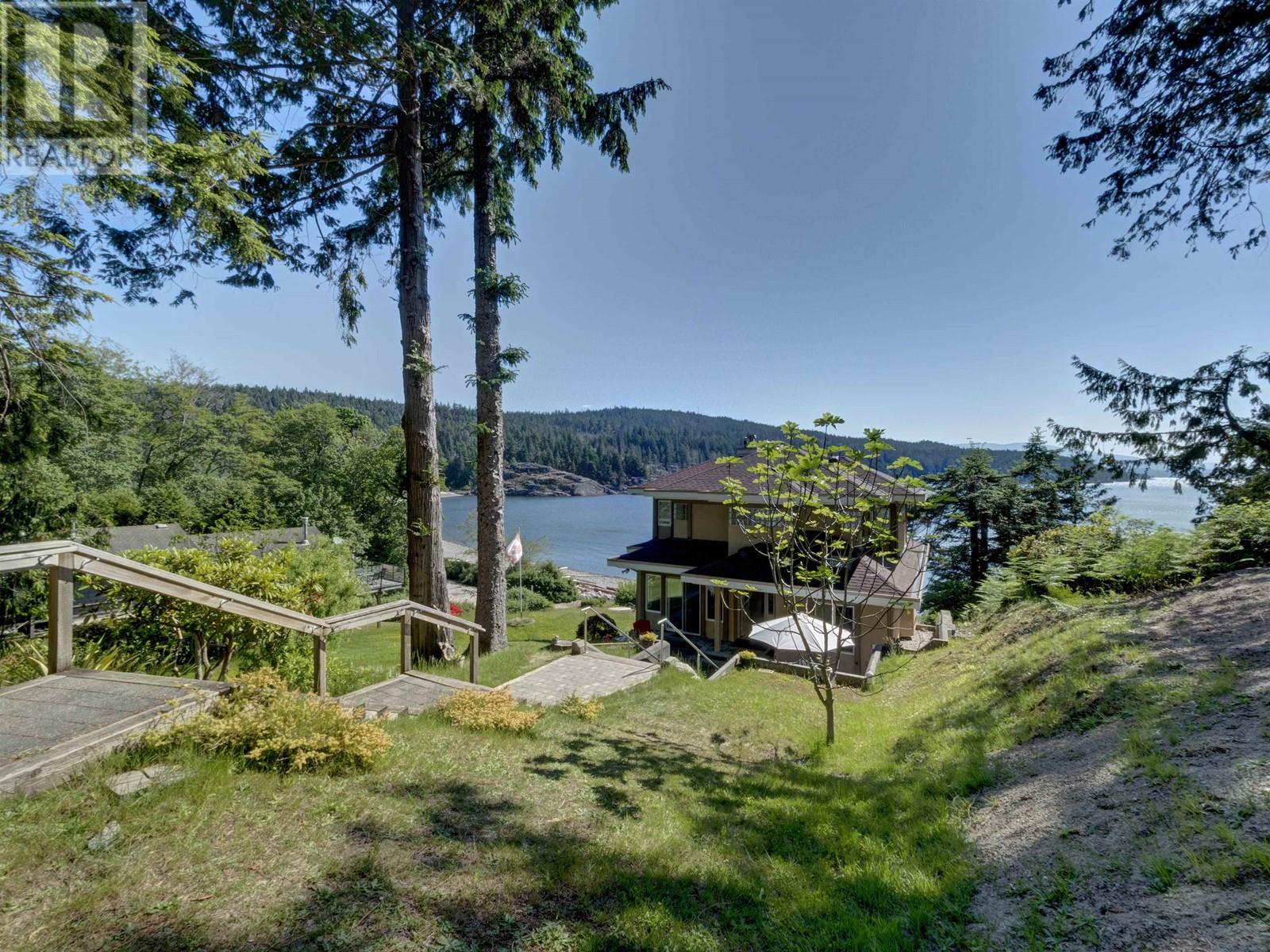 7659 Redrooffs Road, Halfmoon Bay, British Columbia  V0N 1Y1 - Photo 6 - R2806102
