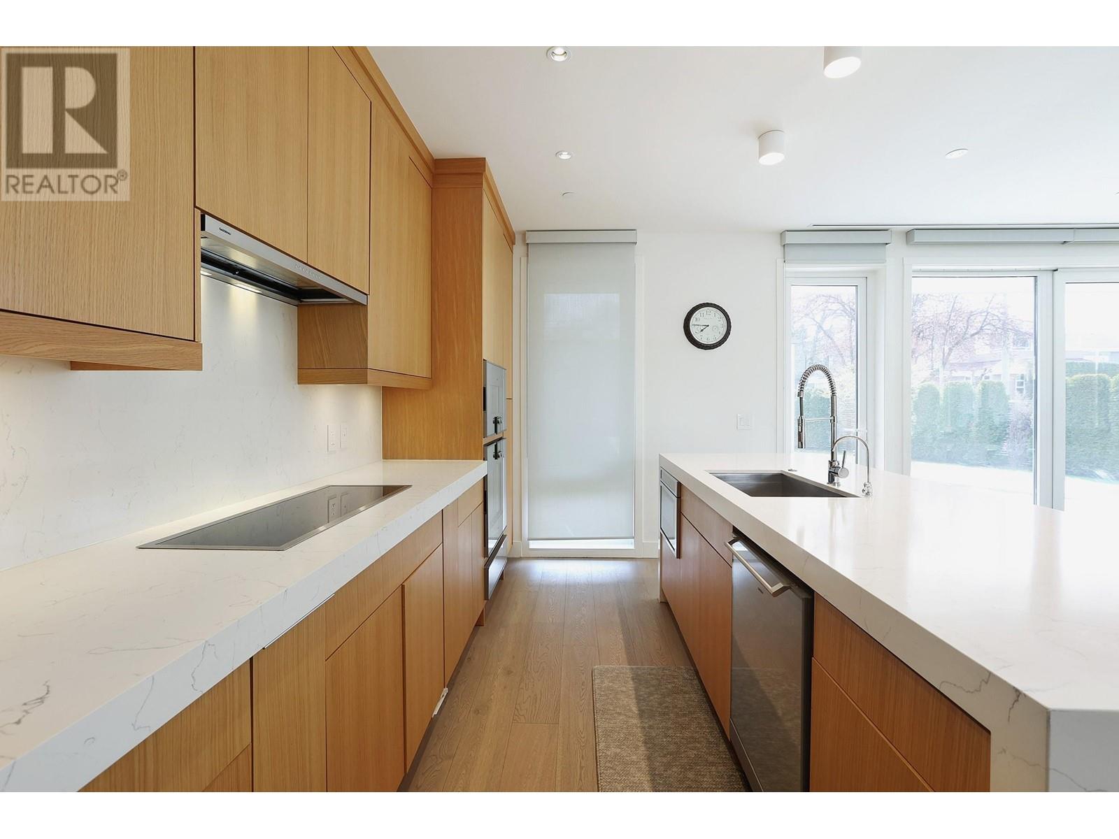 2576 W 18th Avenue, Vancouver, British Columbia  V6L 1B1 - Photo 9 - R2805587