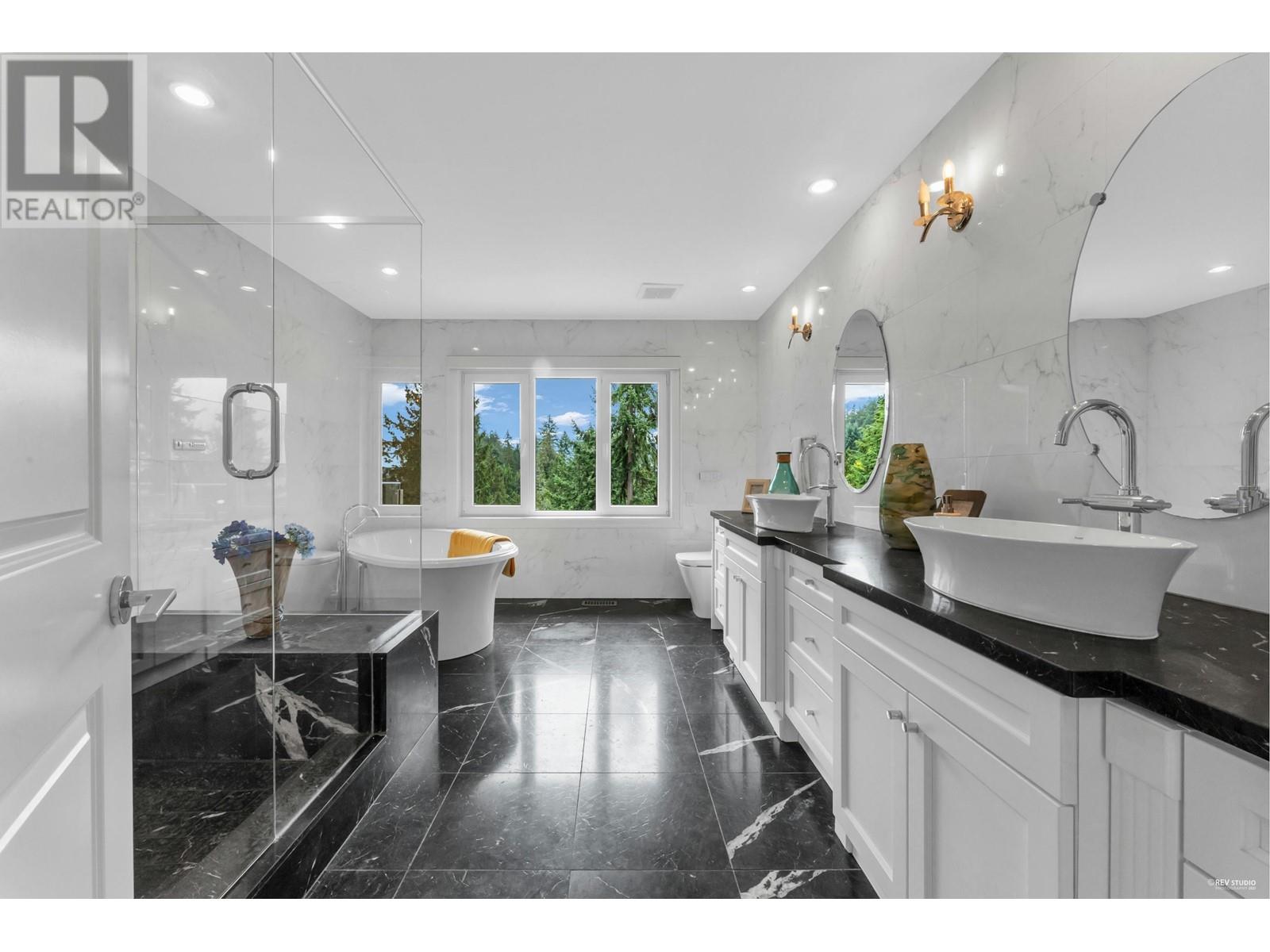 3930 Bayridge Avenue, West Vancouver, British Columbia  V7V 3J4 - Photo 25 - R2805850
