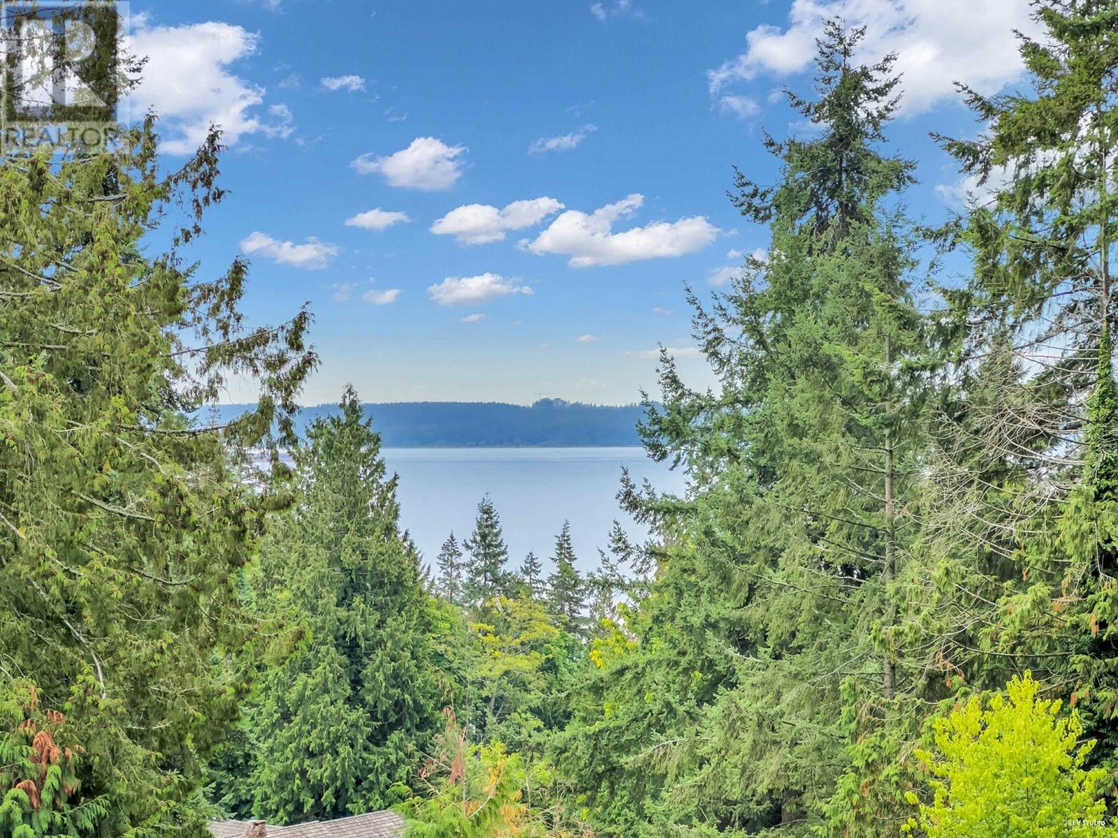 3930 Bayridge Avenue, West Vancouver, British Columbia  V7V 3J4 - Photo 24 - R2805850