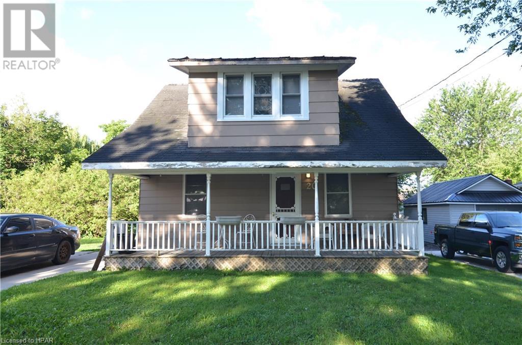 20 Walnut Street, Zurich, Ontario  N0M 2T0 - Photo 1 - 40467447