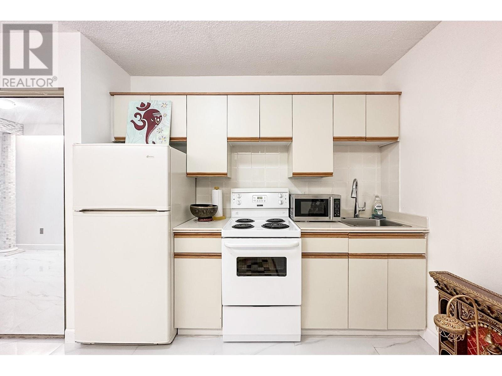 6160 Lakeview Avenue, Burnaby, British Columbia  V5E 2P2 - Photo 29 - R2806174