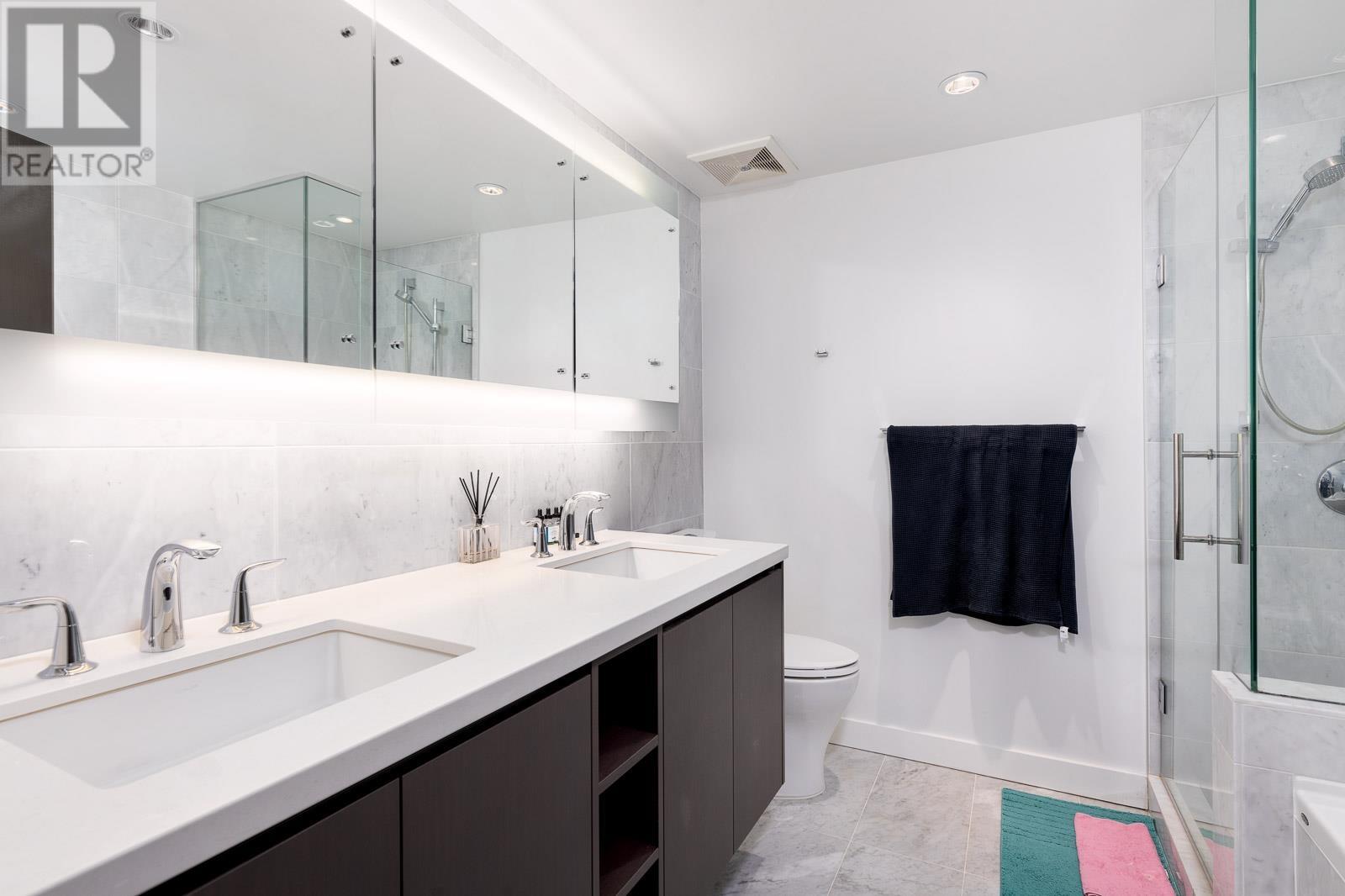 6532 Nelson Avenue, Burnaby, British Columbia  V5H 0G6 - Photo 15 - R2806253