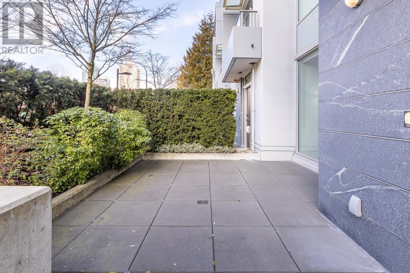 6532 Nelson Avenue, Burnaby, British Columbia  V5H 0G6 - Photo 5 - R2806253