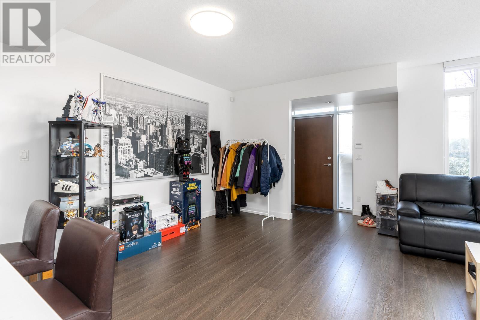 6532 Nelson Avenue, Burnaby, British Columbia  V5H 0G6 - Photo 6 - R2806253