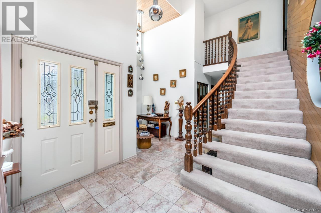 7980 Willowfield Drive, Richmond, British Columbia  V7C 4S7 - Photo 2 - R2806286