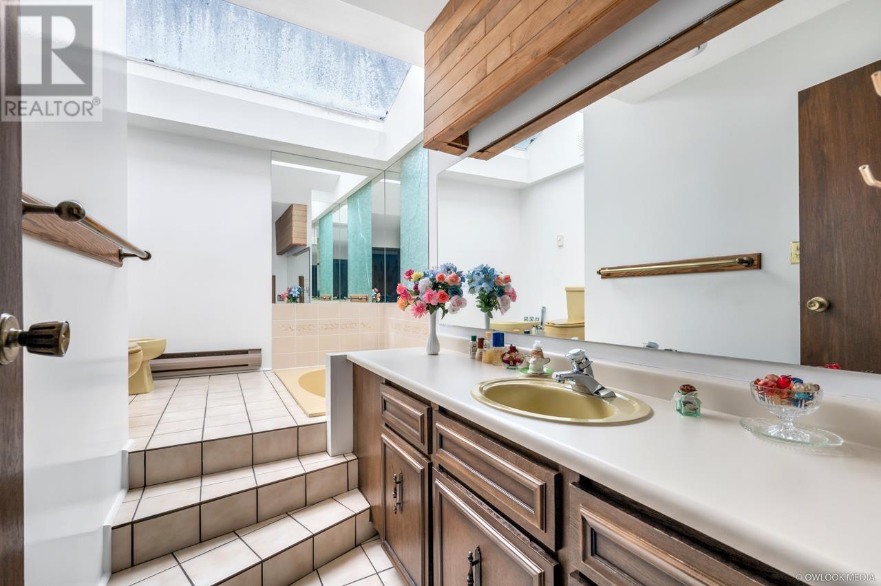 7980 Willowfield Drive, Richmond, British Columbia  V7C 4S7 - Photo 21 - R2806286