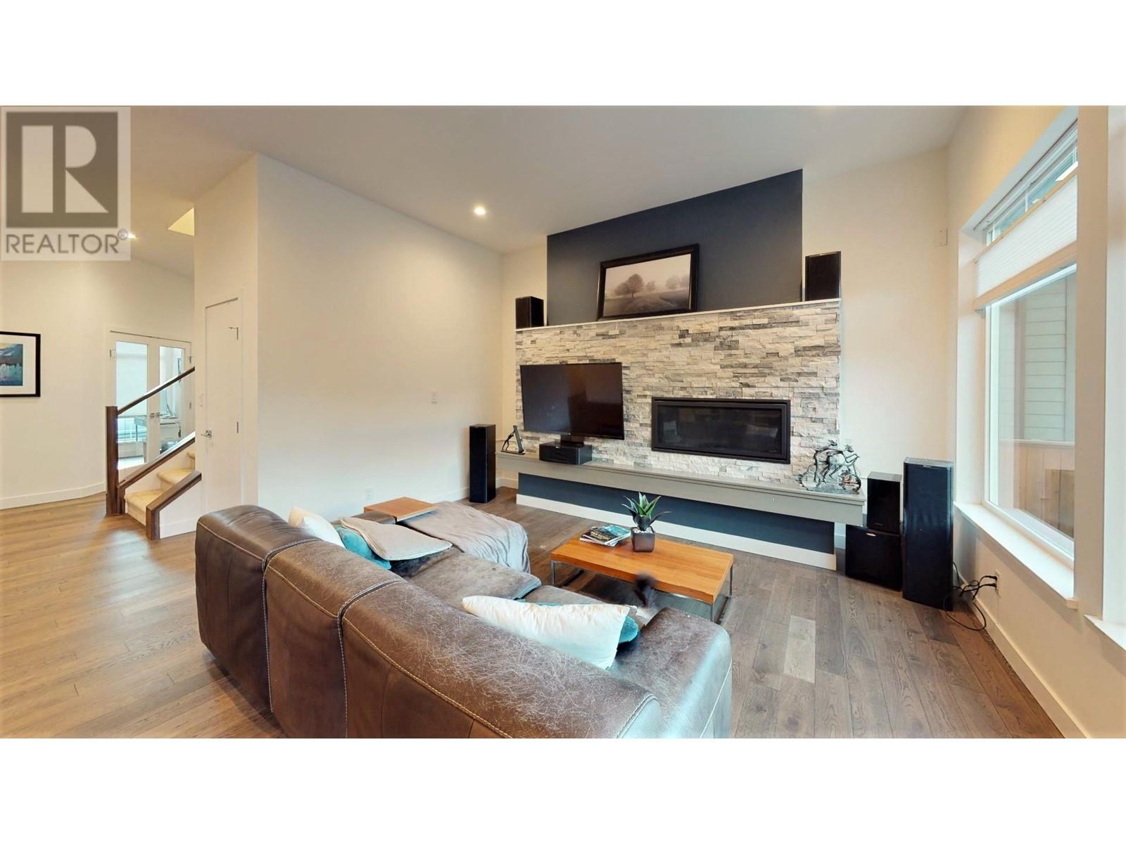 39248 Cardinal Drive, Squamish, British Columbia  V8B 0V3 - Photo 4 - R2805550