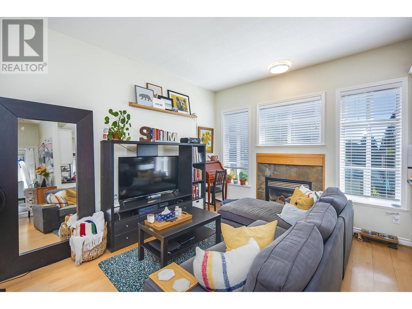 105 3028 W 41st Avenue, Vancouver, British Columbia  V6N 3C9 - Photo 3 - R2806180