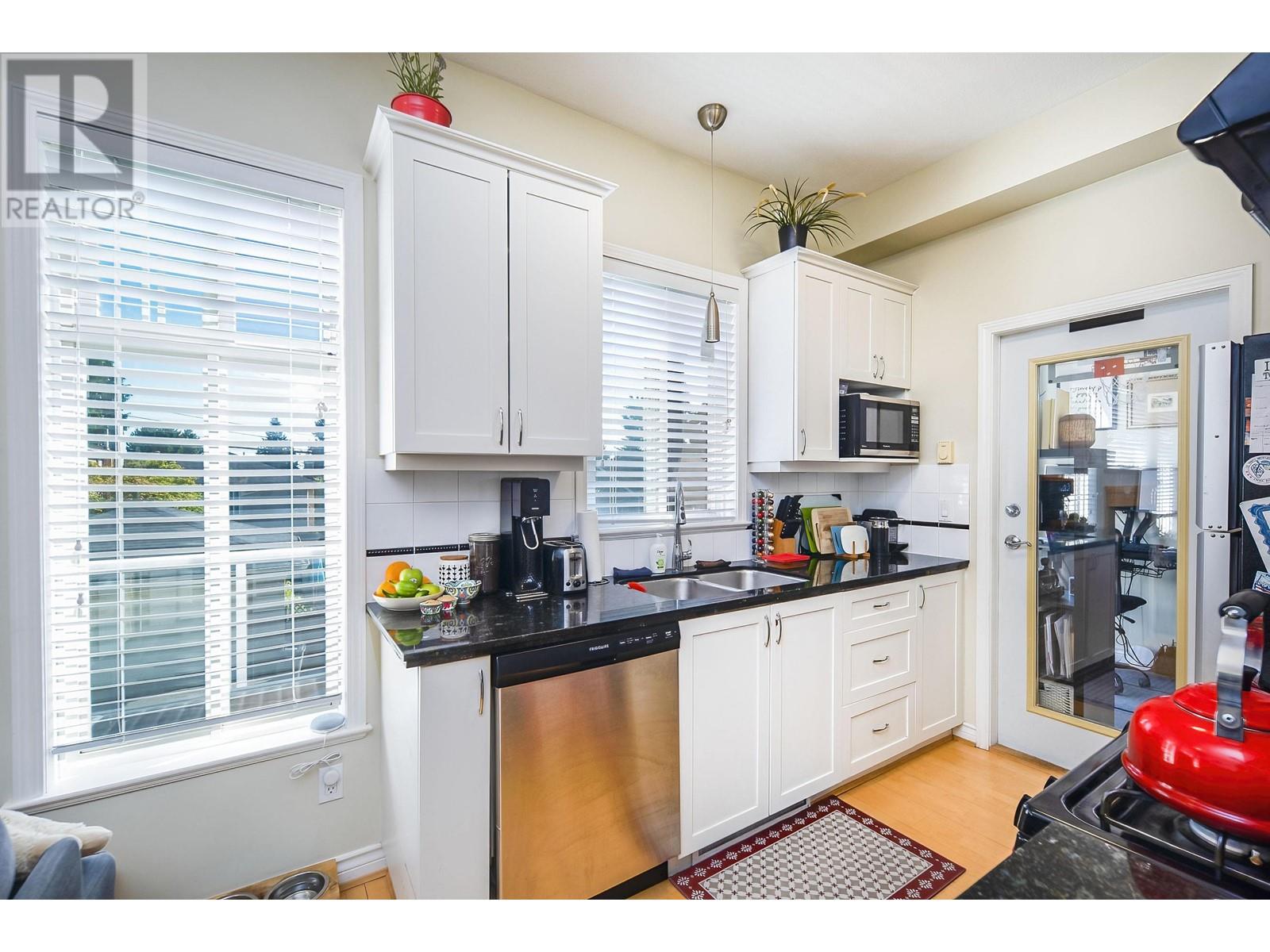 105 3028 W 41st Avenue, Vancouver, British Columbia  V6N 3C9 - Photo 10 - R2806180