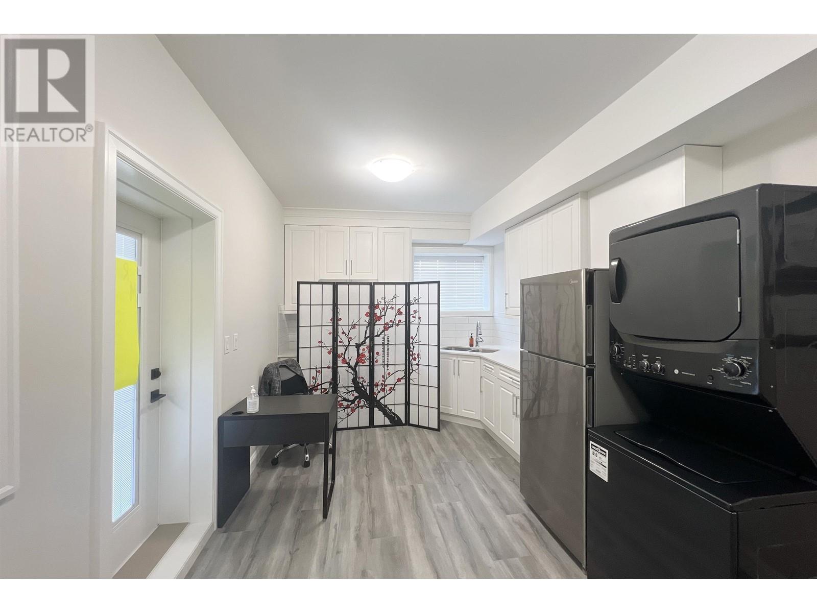202 Seventh Avenue, New Westminster, British Columbia  V3L 4H6 - Photo 30 - R2806264