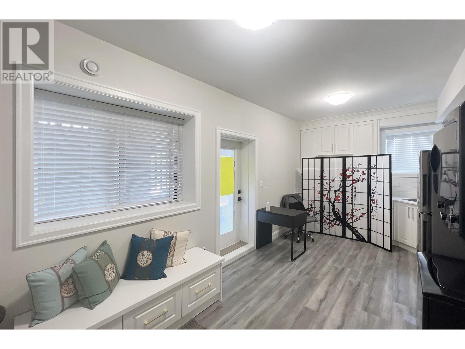 202 Seventh Avenue, New Westminster, British Columbia  V3L 4H6 - Photo 29 - R2806264