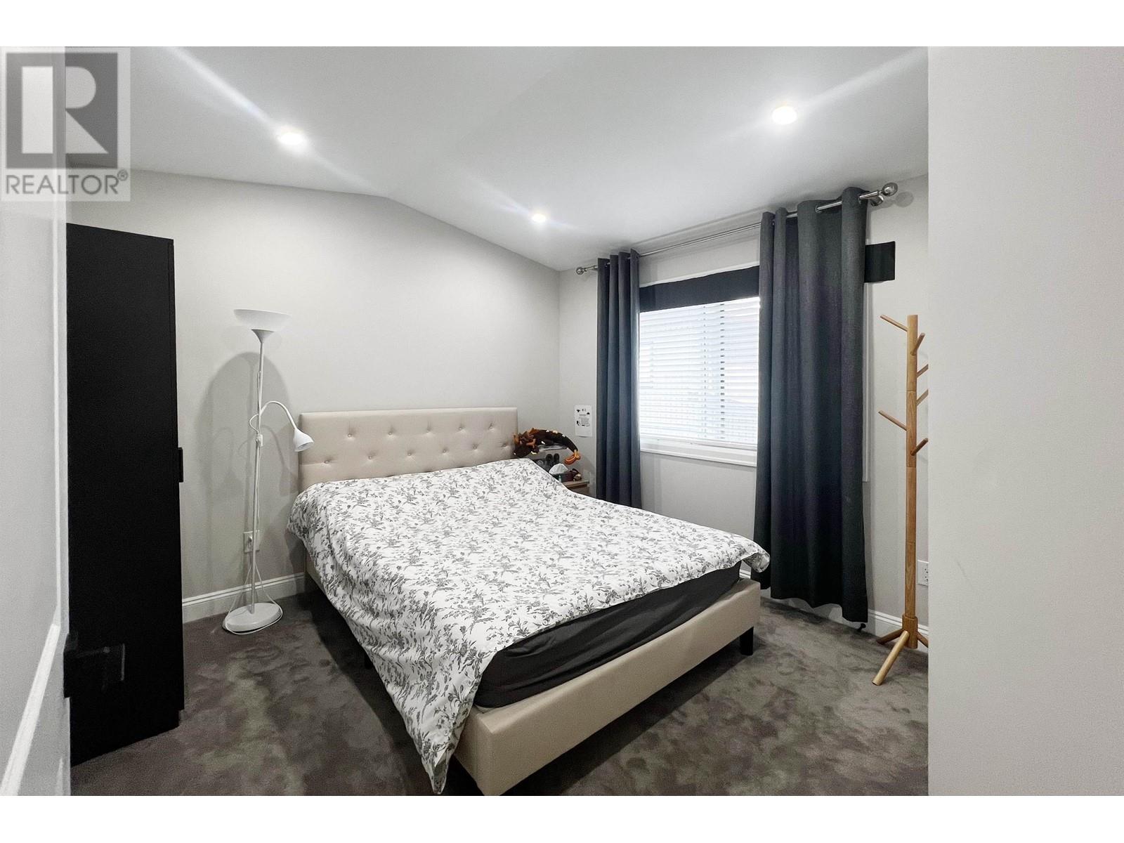 202 Seventh Avenue, New Westminster, British Columbia  V3L 4H6 - Photo 22 - R2806264