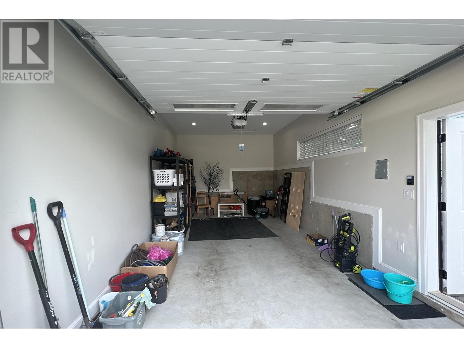 202 Seventh Avenue, New Westminster, British Columbia  V3L 4H6 - Photo 40 - R2806264