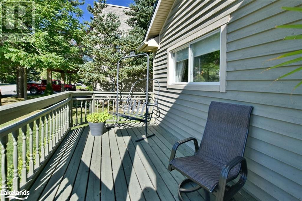 154 Carmichael Crescent, The Blue Mountains, Ontario  L9Y 0R3 - Photo 3 - 40467320