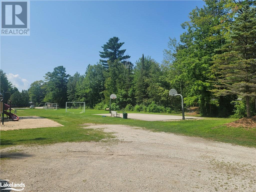 180 14th Street, Wasaga Beach, Ontario  L9Z 1X7 - Photo 23 - 40467808