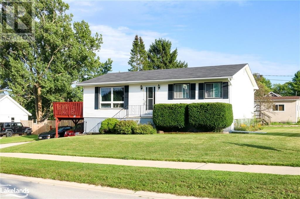 21 Susan Street, Meaford, Ontario  N4L 1J2 - Photo 2 - 40466669