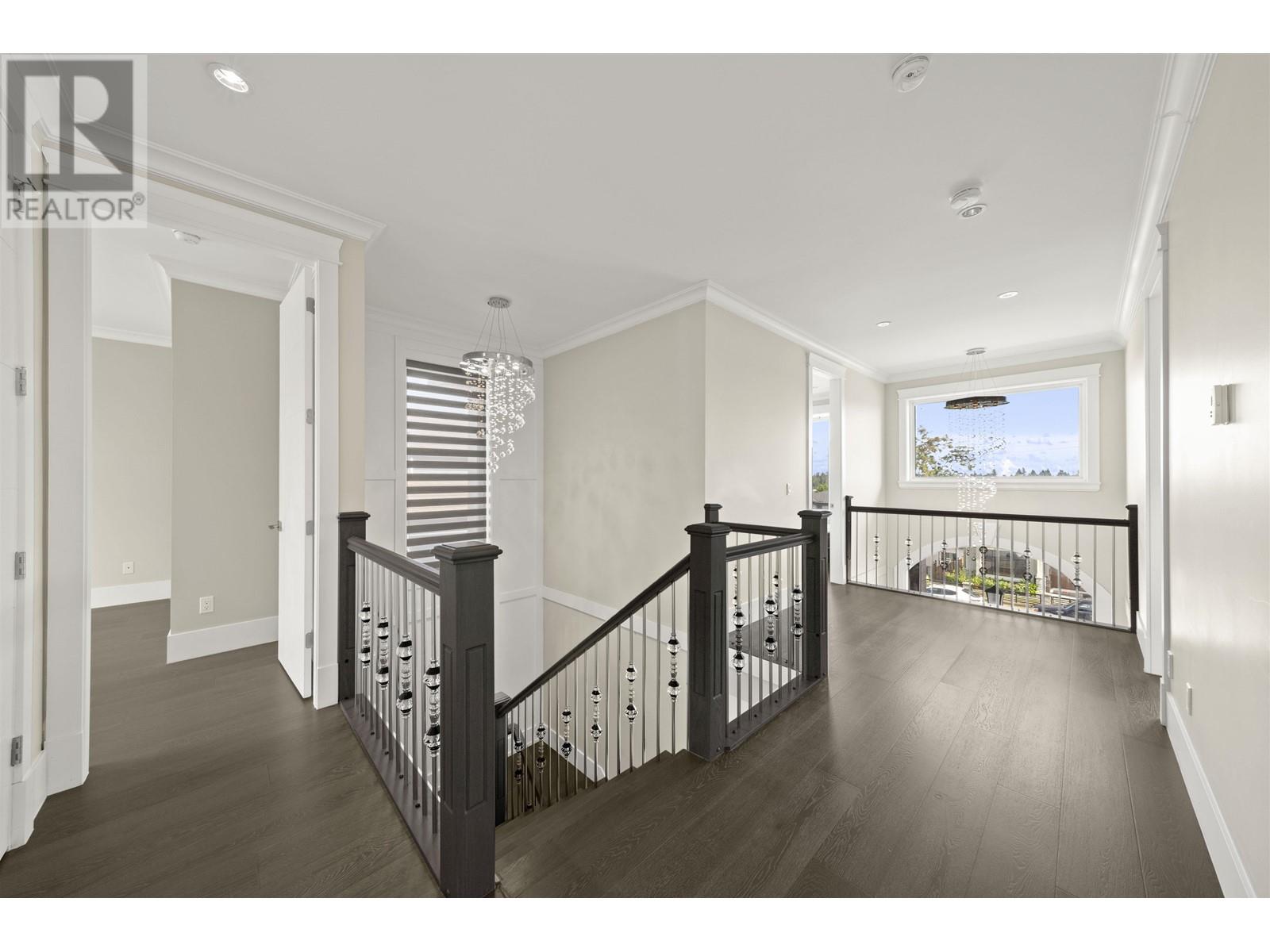 8051 12th Avenue, Burnaby, British Columbia  V3N 2K9 - Photo 12 - R2806220