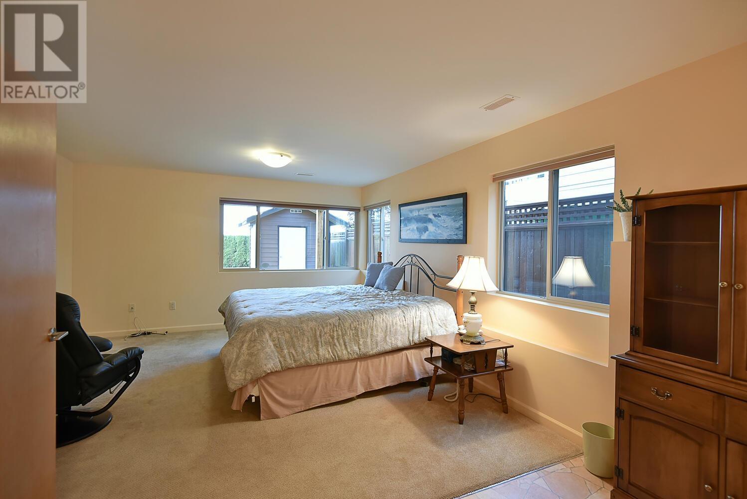6371 Samron Road, Sechelt, British Columbia  V7Z 0N6 - Photo 29 - R2806366