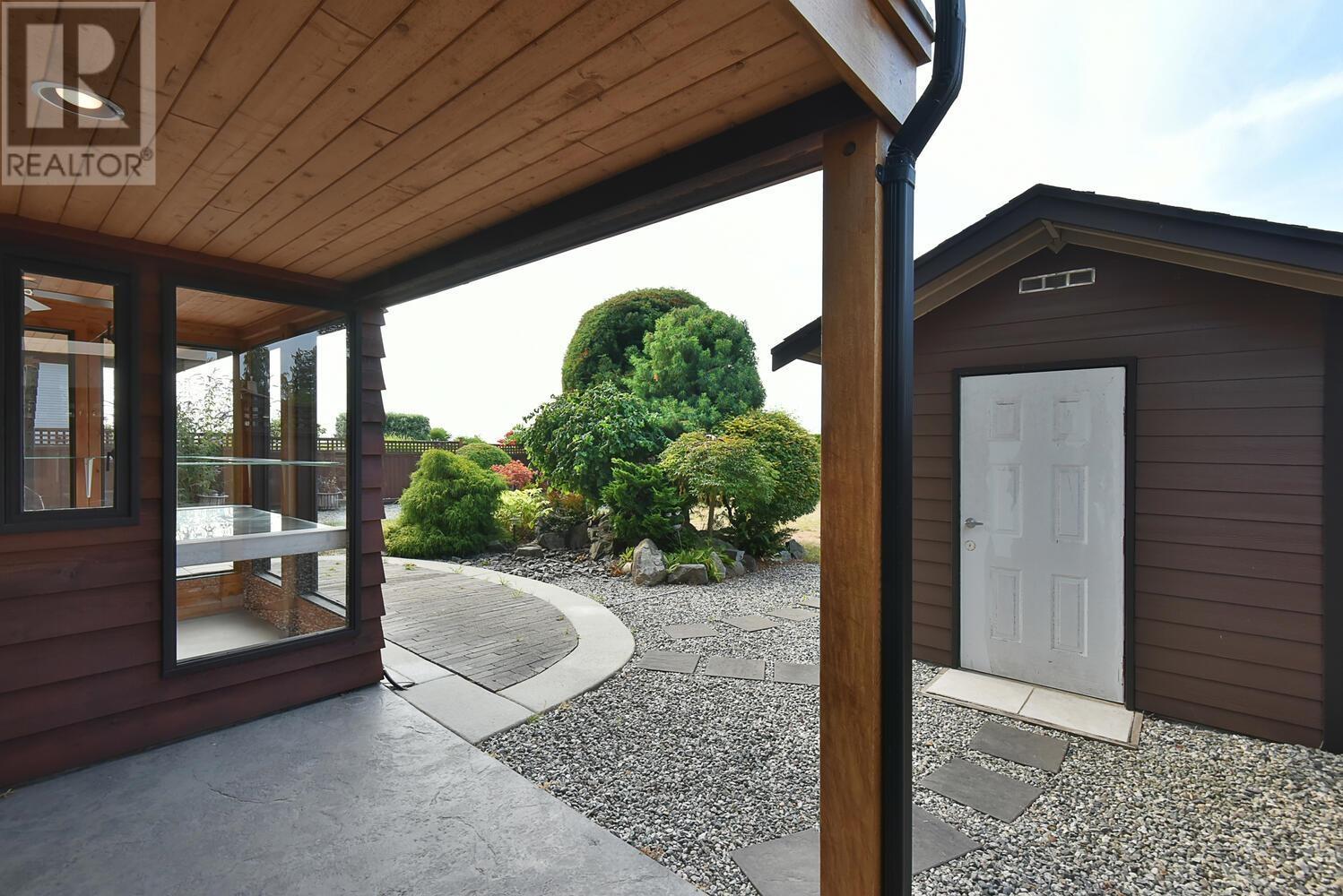 6371 Samron Road, Sechelt, British Columbia  V7Z 0N6 - Photo 34 - R2806366
