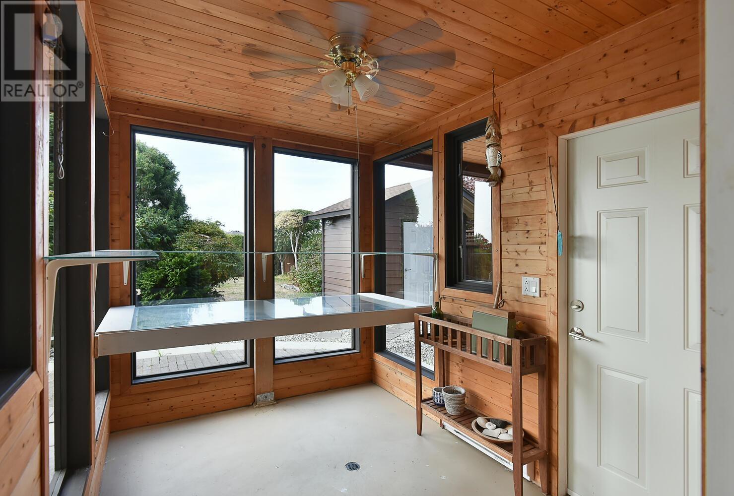 6371 Samron Road, Sechelt, British Columbia  V7Z 0N6 - Photo 35 - R2806366