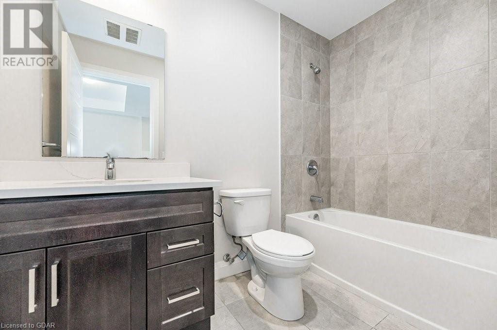 5 Wake Robin Drive Unit# 110, Kitchener, Ontario  N2E 0H6 - Photo 4 - 40465574