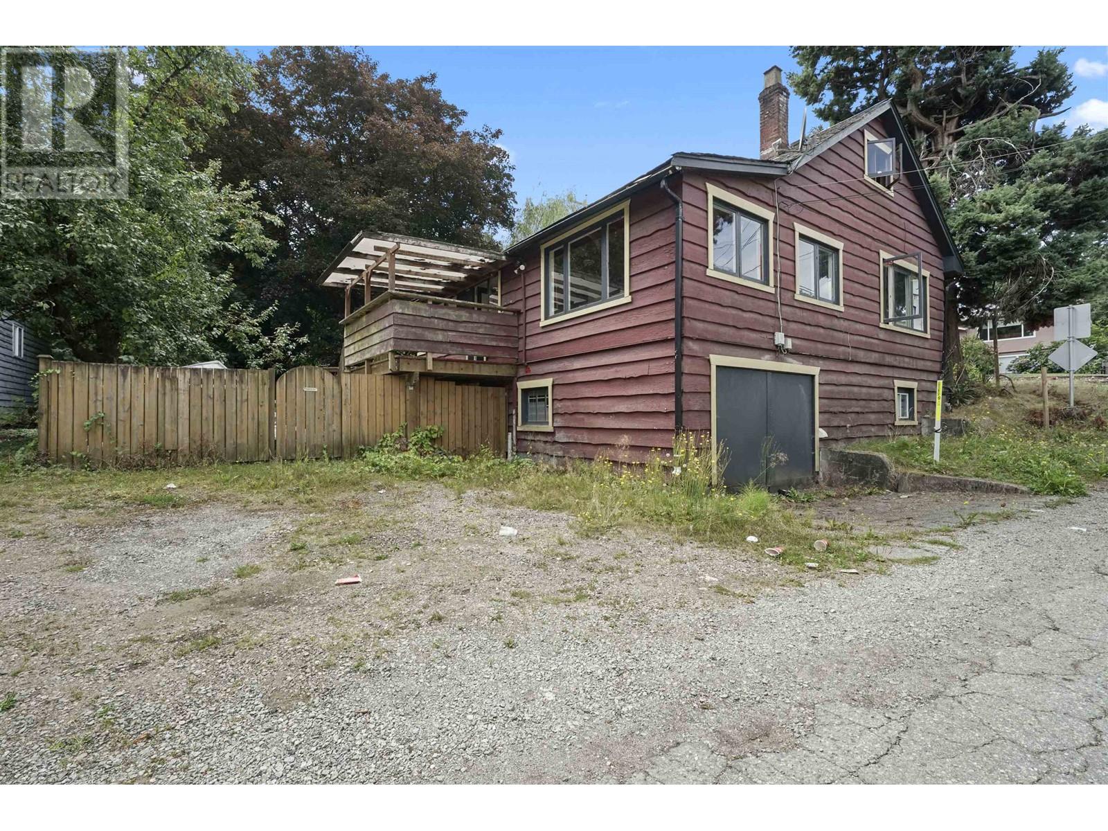 148 Elgin Street, Port Moody, British Columbia  V3H 2M9 - Photo 3 - R2806417