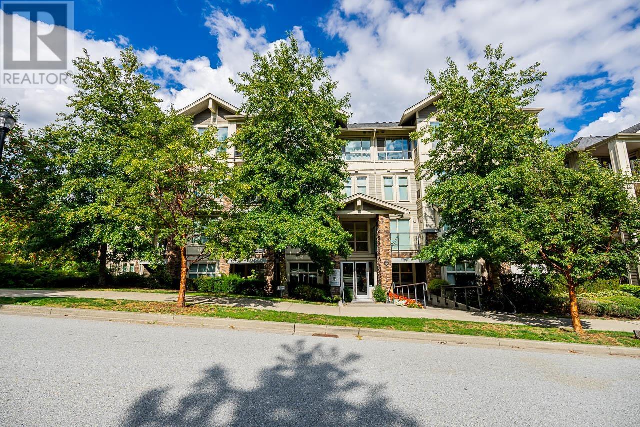 304 265 ROSS DRIVE, new westminster, British Columbia