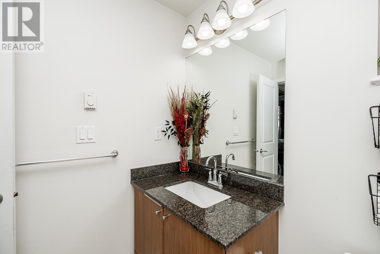 304 265 Ross Drive, New Westminster, British Columbia  V3L 0C8 - Photo 22 - R2803740