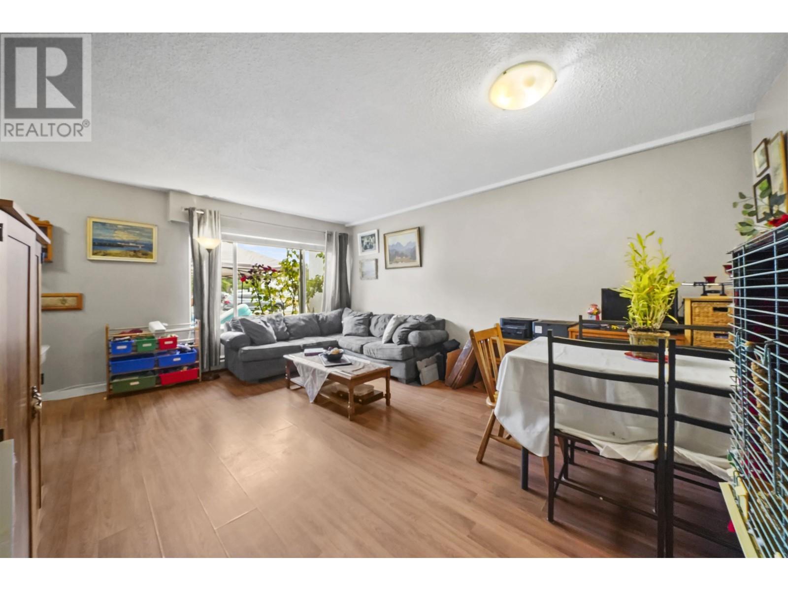 21466 Mayo Place, Maple Ridge, British Columbia  V2X 2K9 - Photo 6 - R2806439