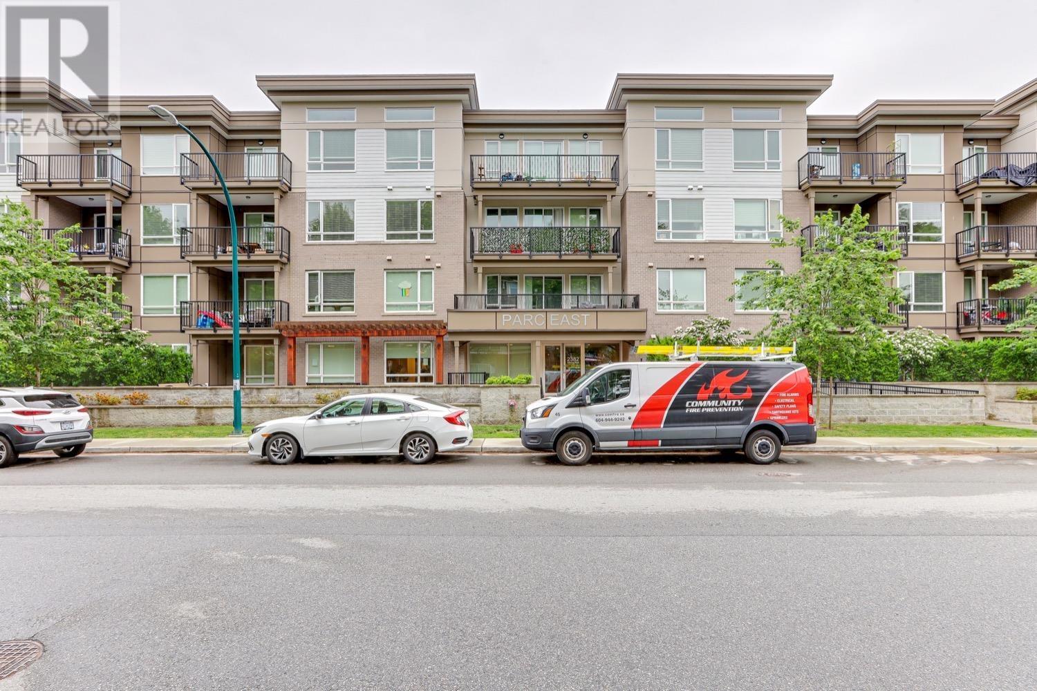 202 2382 Atkins Avenue, Port Coquitlam, British Columbia  V3C 0G7 - Photo 1 - R2806454