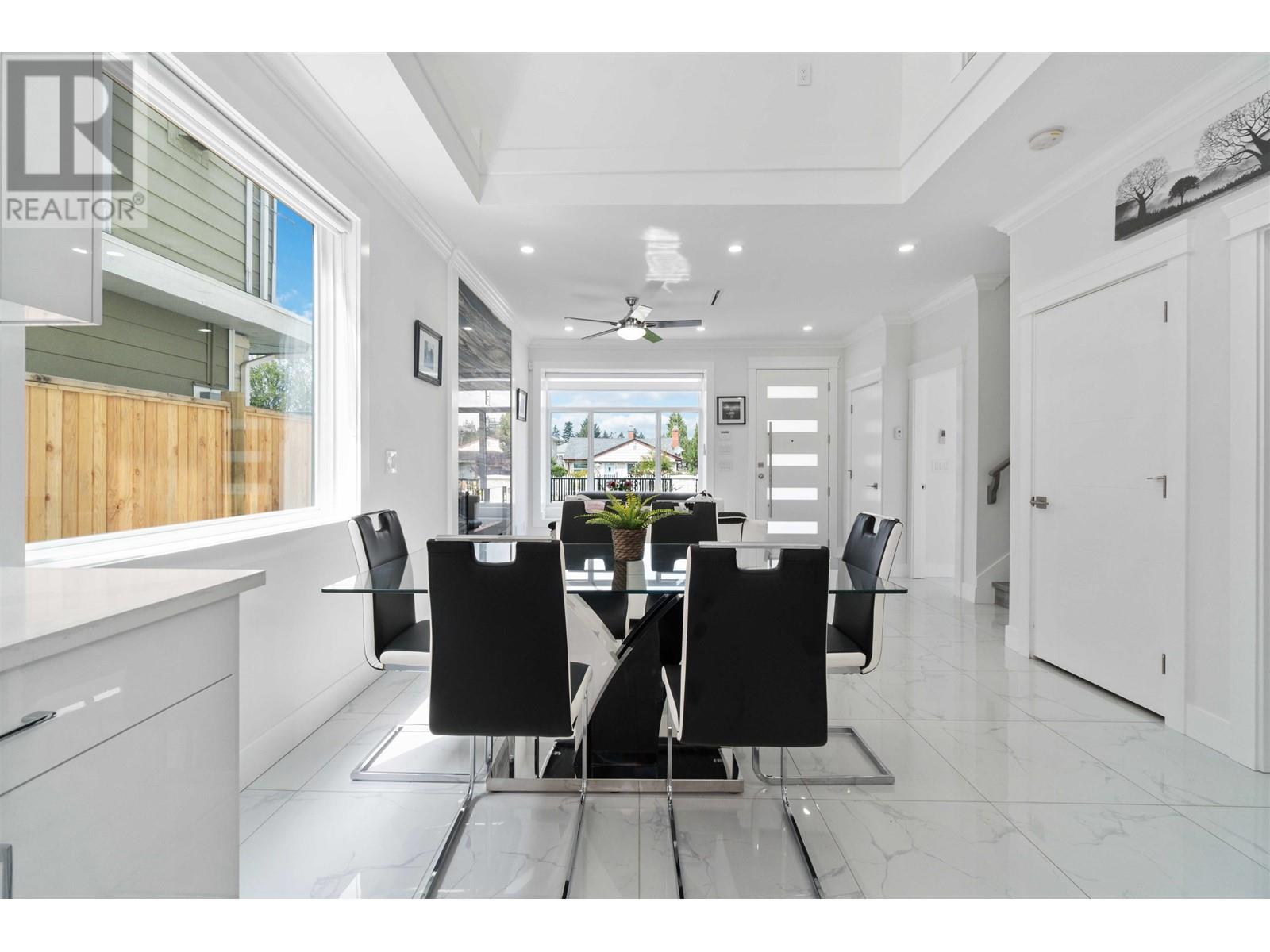 8052 16th Avenue, Burnaby, British Columbia  V3N 1R5 - Photo 6 - R2782363