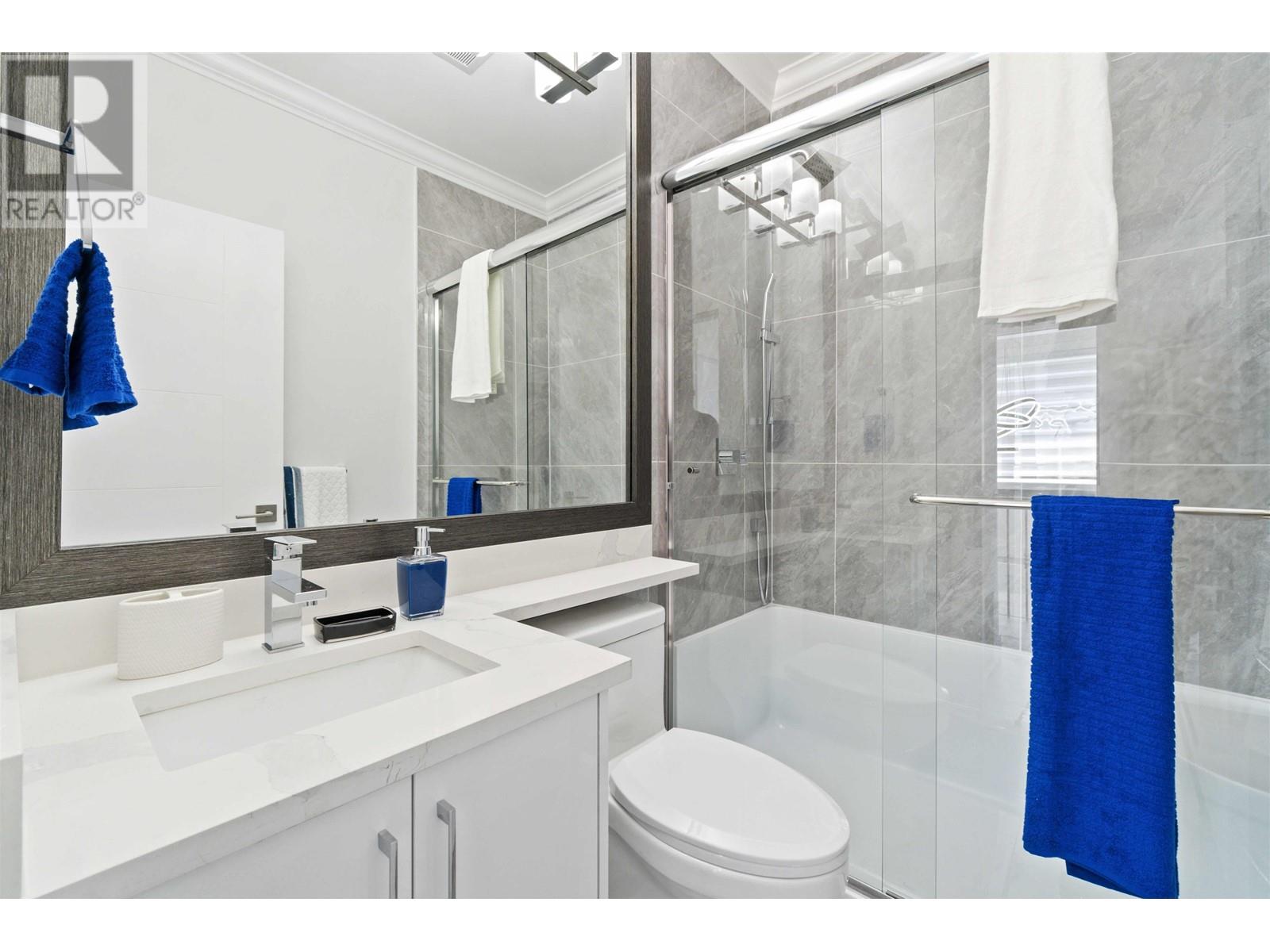 8052 16th Avenue, Burnaby, British Columbia  V3N 1R5 - Photo 17 - R2782363