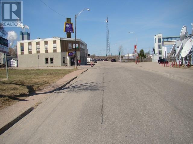 76,80,82 Queen St, Dryden, Ontario  P8N 1A4 - Photo 3 - TB202001