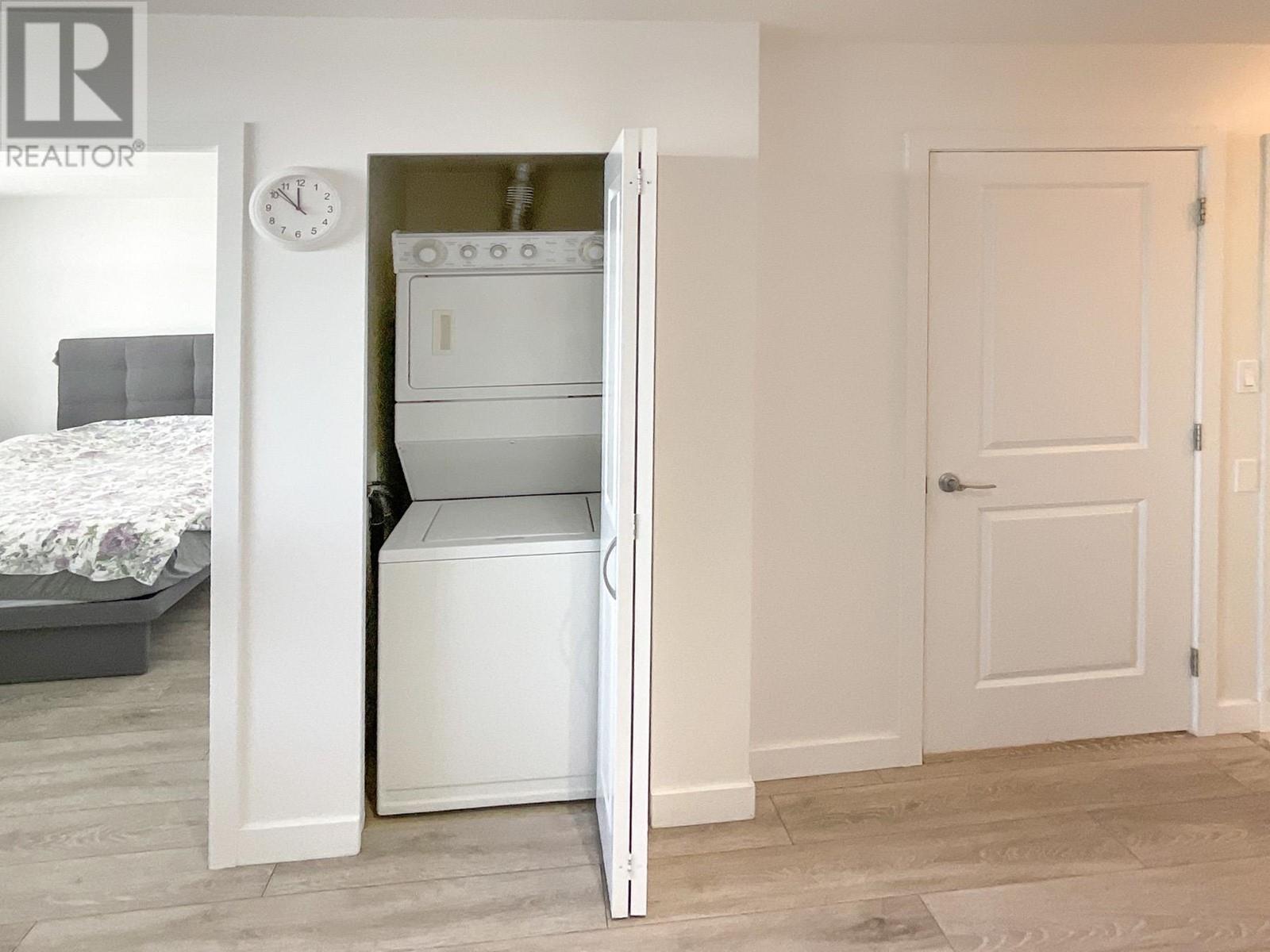 1701 3660 Vanness Avenue, Vancouver, British Columbia  V5R 6H8 - Photo 9 - R2806533