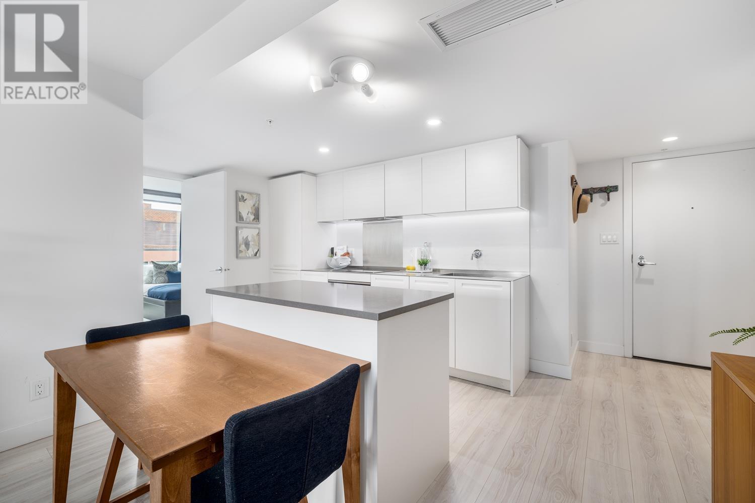 1904 1133 Hornby Street, Vancouver, British Columbia  V6Z 1W1 - Photo 5 - R2806583