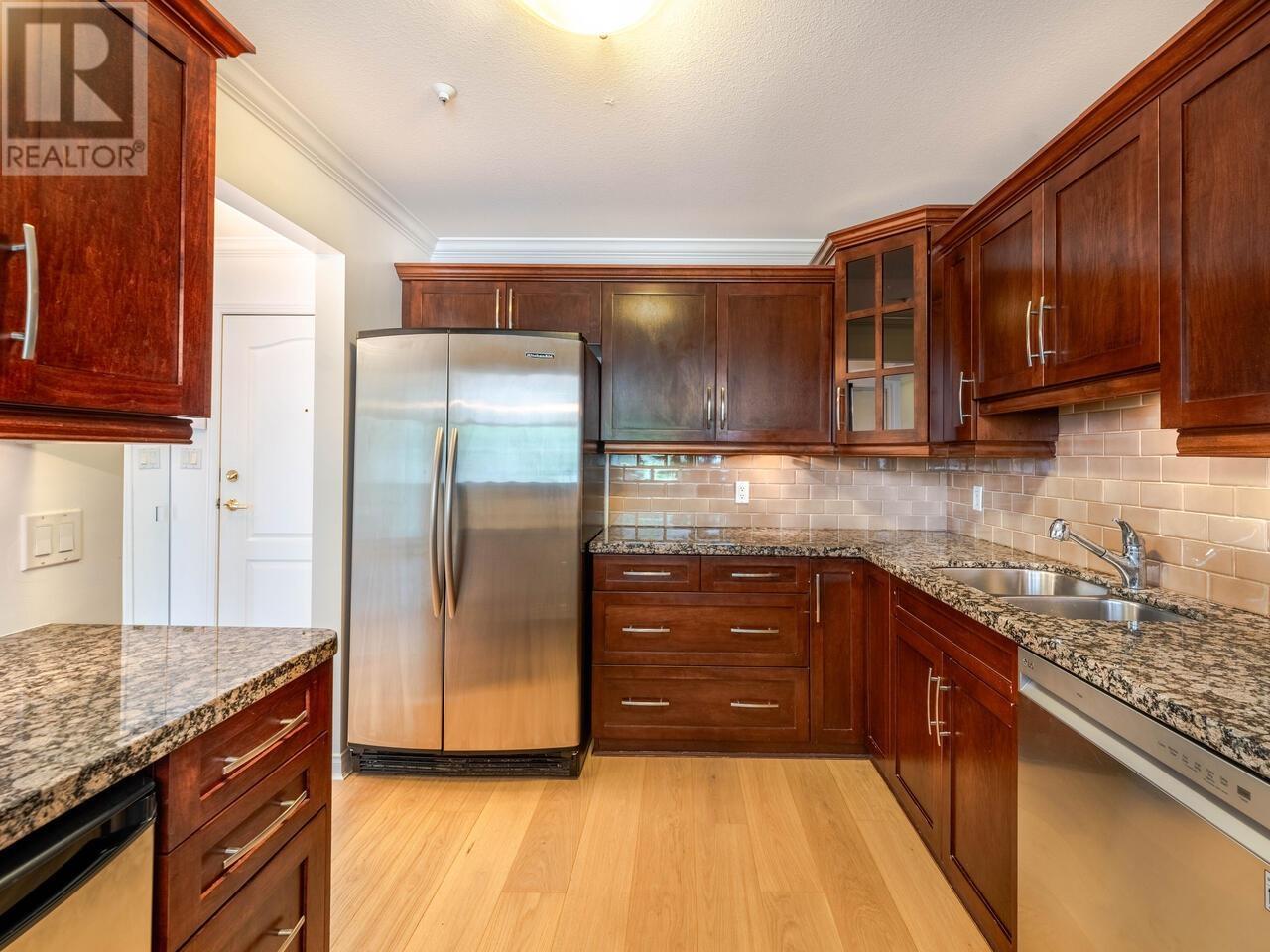 319 5735 Hampton Place, Vancouver, British Columbia  V6T 2G8 - Photo 9 - R2806636