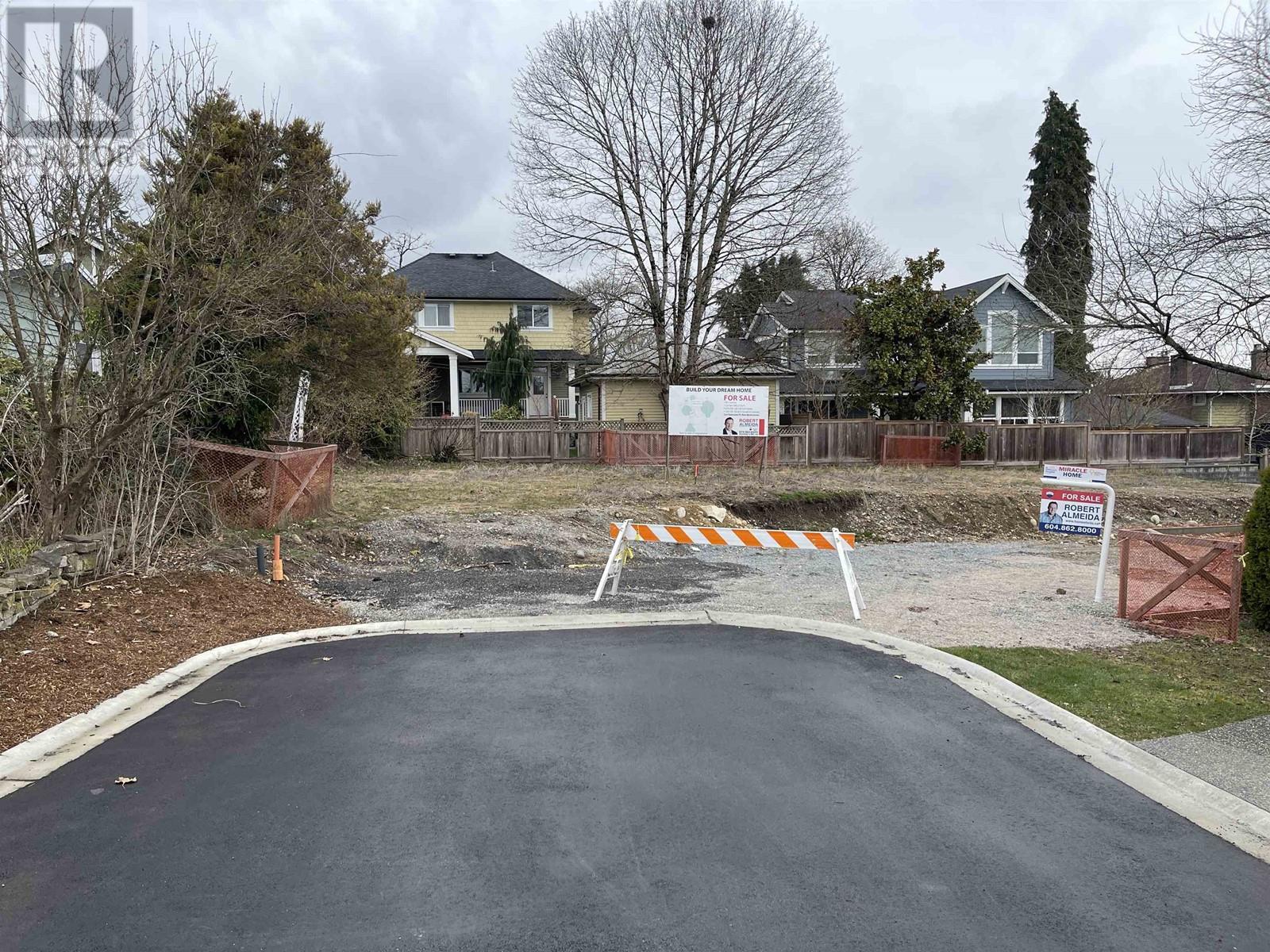 224 Townsend Place, New Westminster, British Columbia  V3L 1L4 - Photo 2 - R2806626