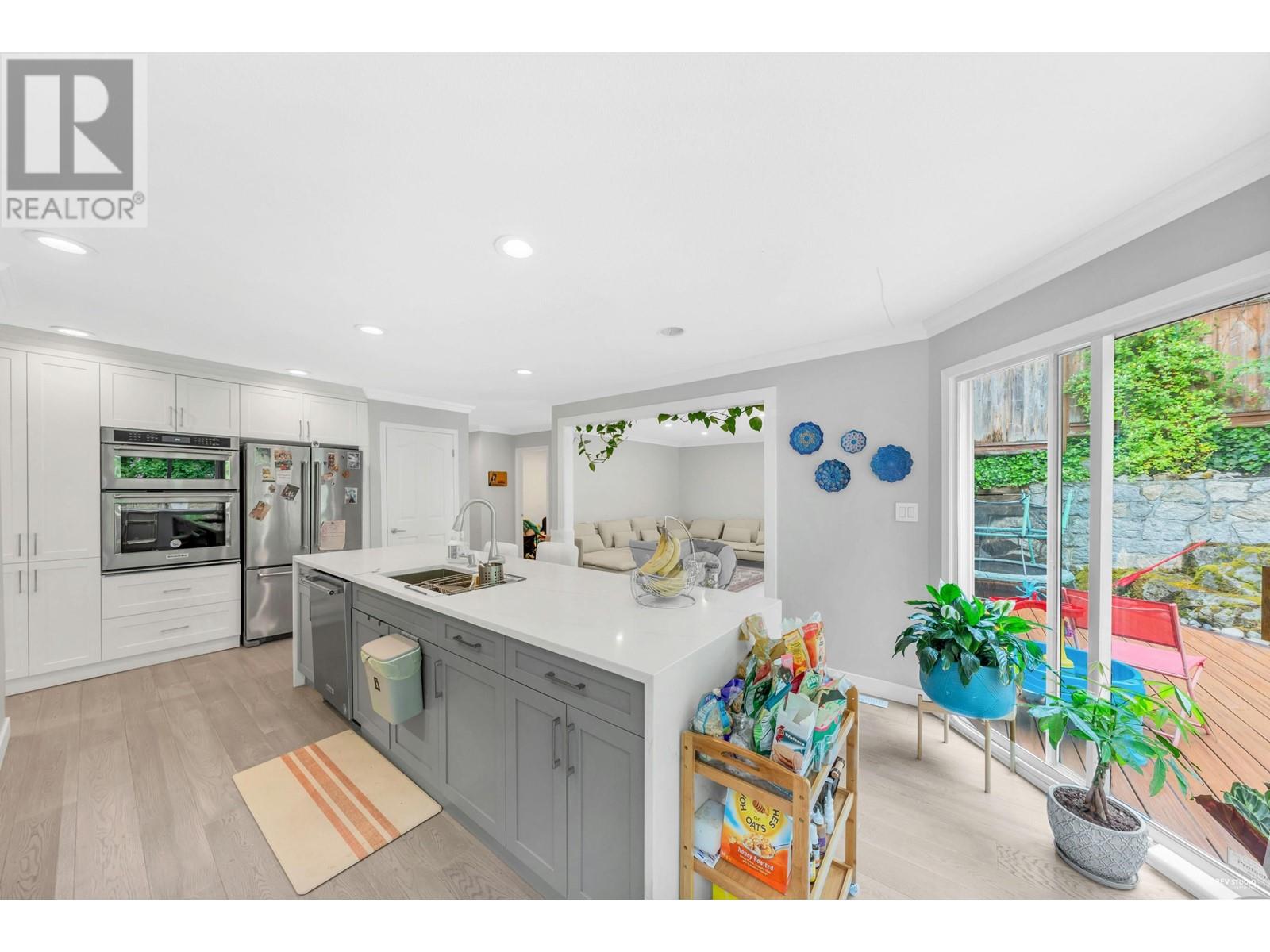 5367 Westhaven Wynd, West Vancouver, British Columbia  V7W 3E8 - Photo 9 - R2806685