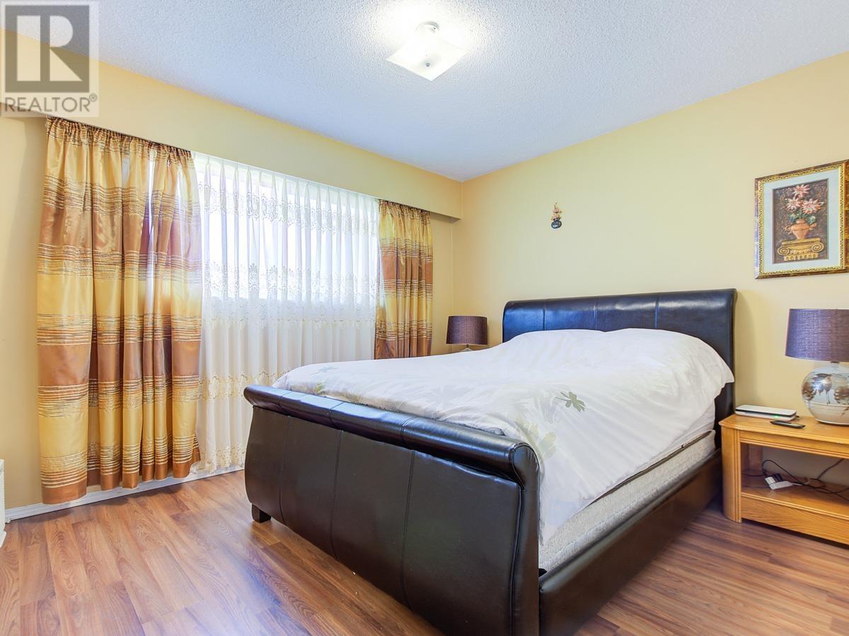 6815-6817 Halifax Street, Burnaby, British Columbia  V5B 2R4 - Photo 9 - R2806702
