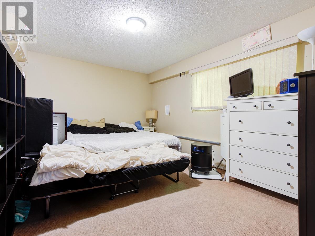 6815-6817 Halifax Street, Burnaby, British Columbia  V5B 2R4 - Photo 18 - R2806702