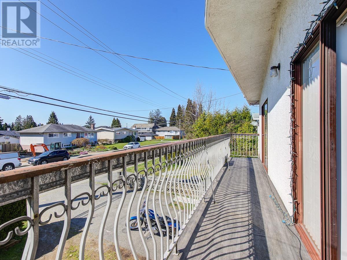 6815-6817 Halifax Street, Burnaby, British Columbia  V5B 2R4 - Photo 19 - R2806702