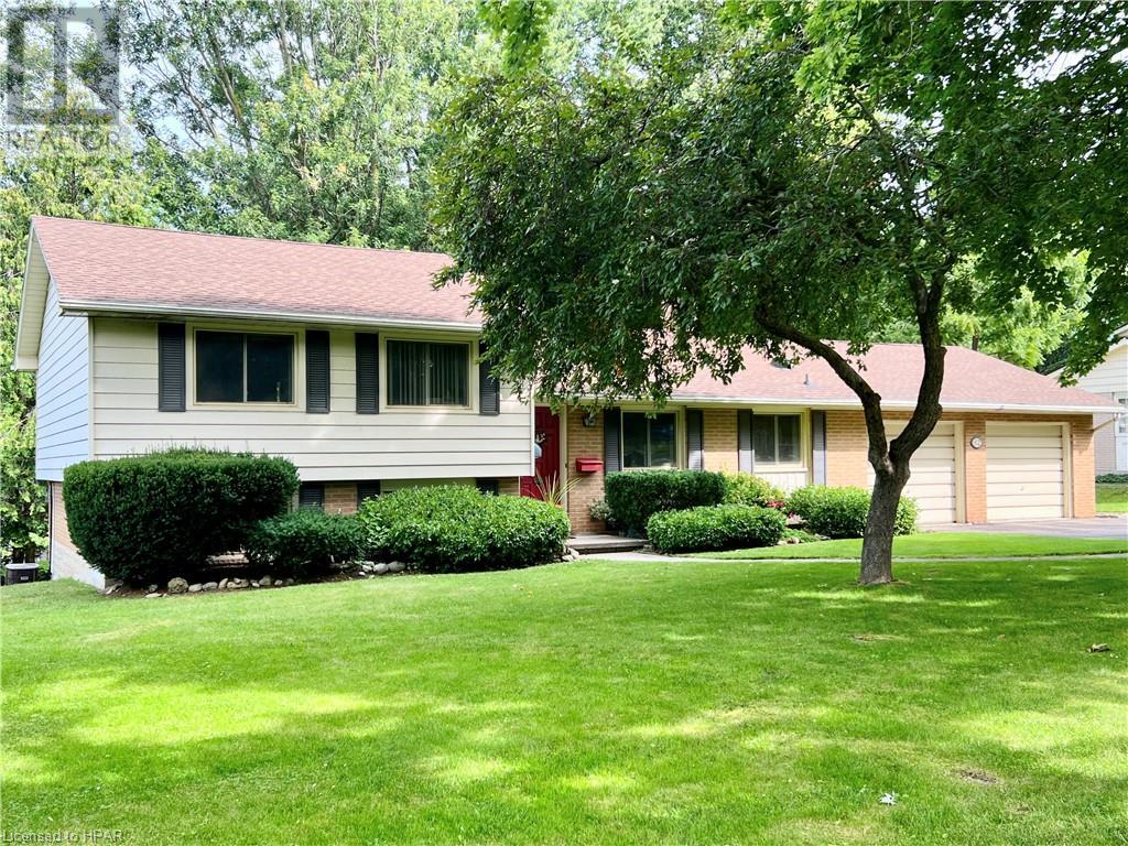 62 Delamere Avenue, Stratford, Ontario  N5A 4Z5 - Photo 1 - 40468448