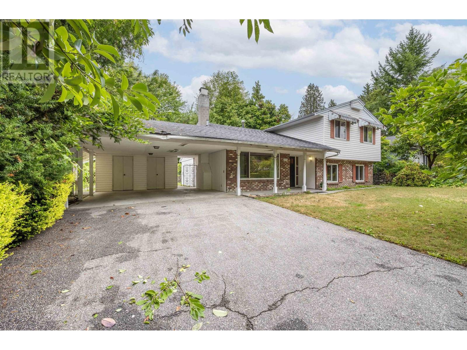 1315 Lawson Avenue, West Vancouver, British Columbia  V7T 2E6 - Photo 38 - R2806768