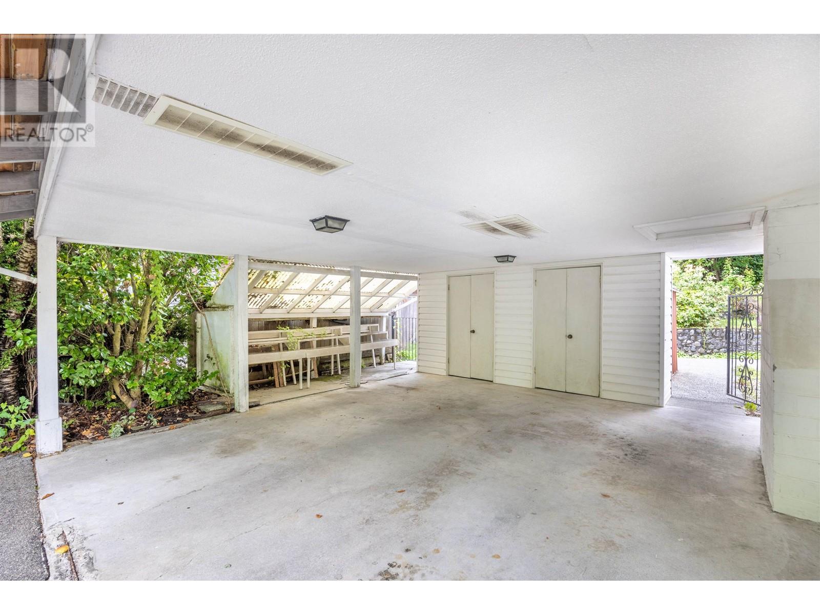 1315 Lawson Avenue, West Vancouver, British Columbia  V7T 2E6 - Photo 40 - R2806768